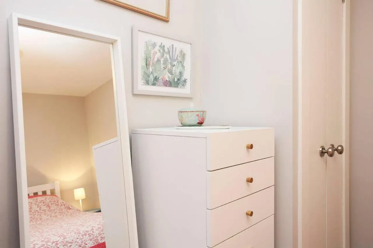 Apartman Joivy Vibrant Home Near Calton Hill Edinburgh Egyesült Királyság