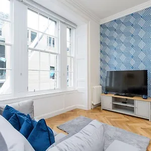  Apartamento Luxury Renovated 1 Bed Nr St - Super